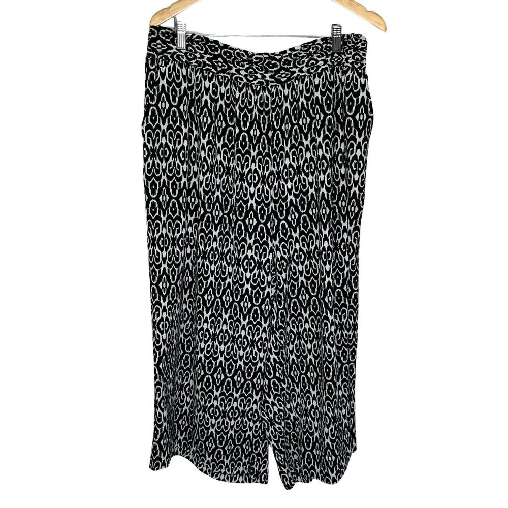 Rose & Olive Black and White Wide Leg Pants